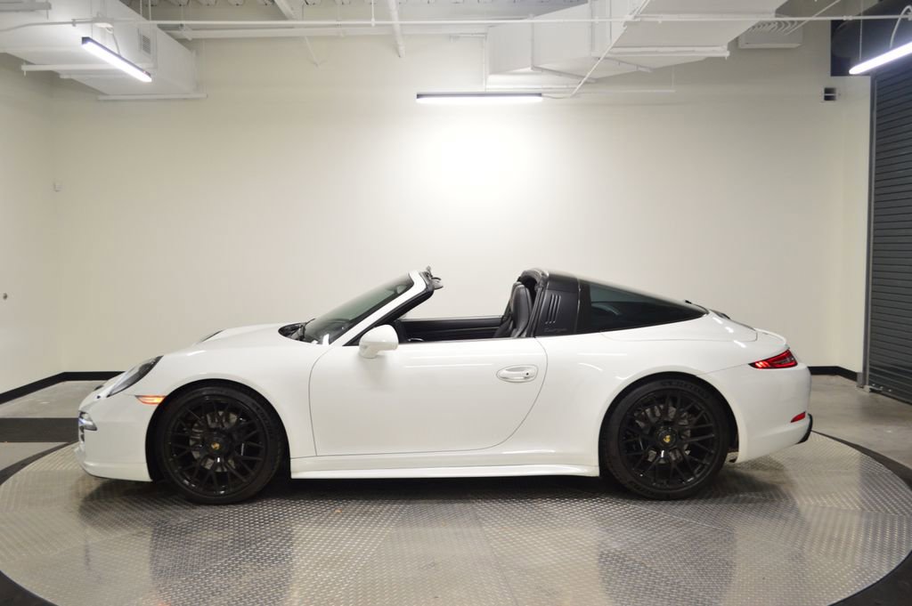 Used 2016 Porsche 911 Targa 4 GTS AWD/4WD image 2