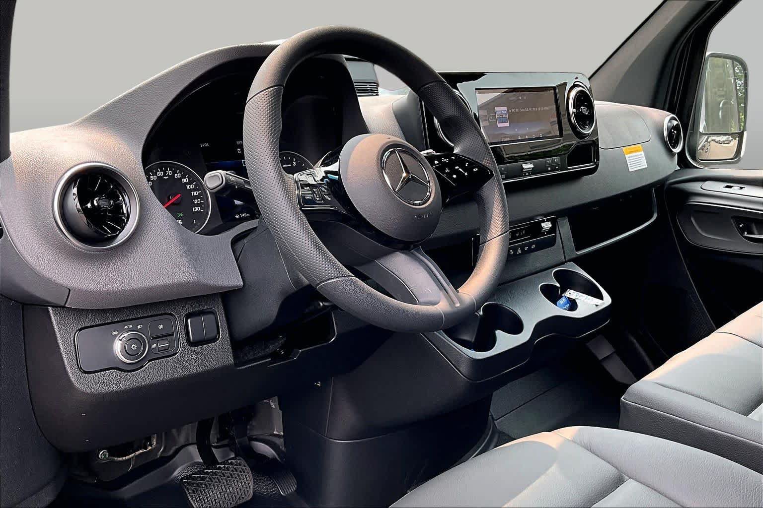 New 2026 Mercedes-Benz Sprinter 2500 image 9