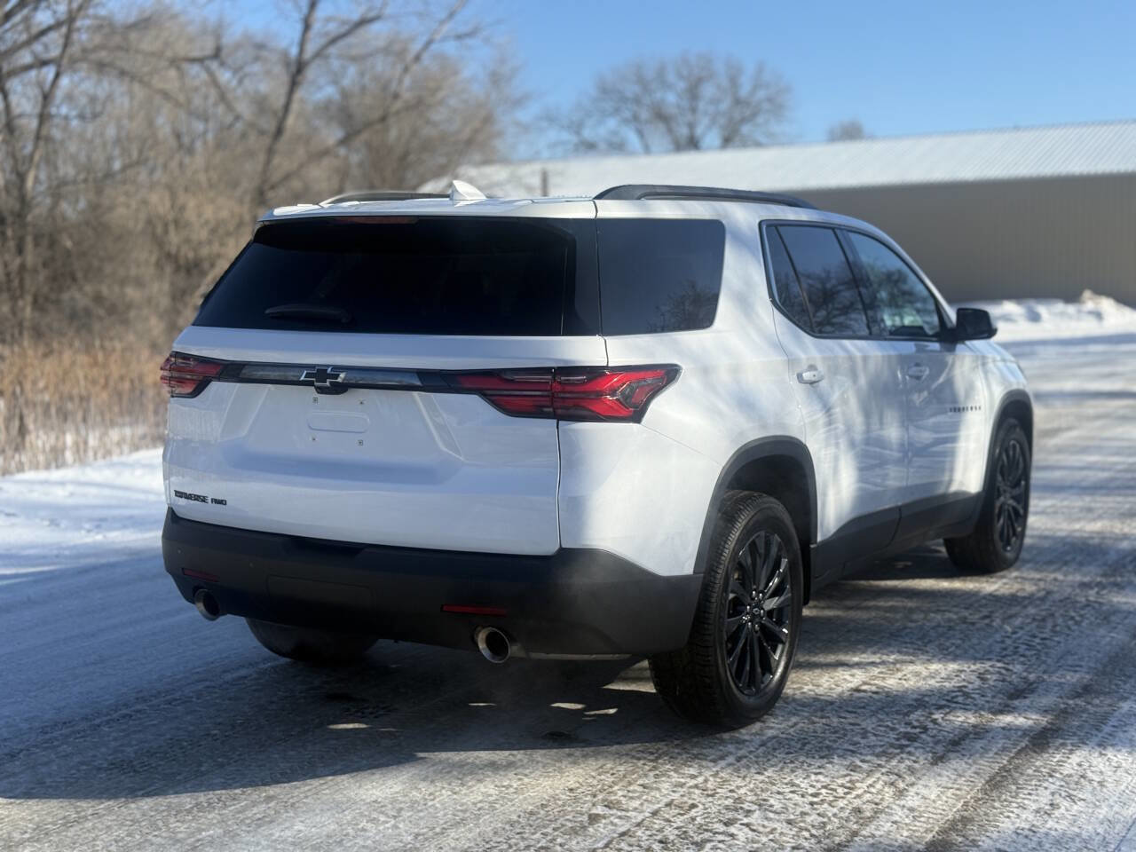 Used 2023 Chevrolet Traverse RS image 8
