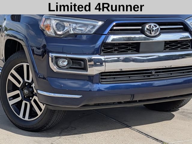 Used 2022 Toyota 4Runner Limited AWD/4WD image 3
