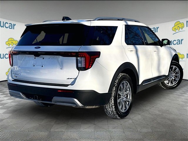Used 2025 Ford Explorer Platinum image 13
