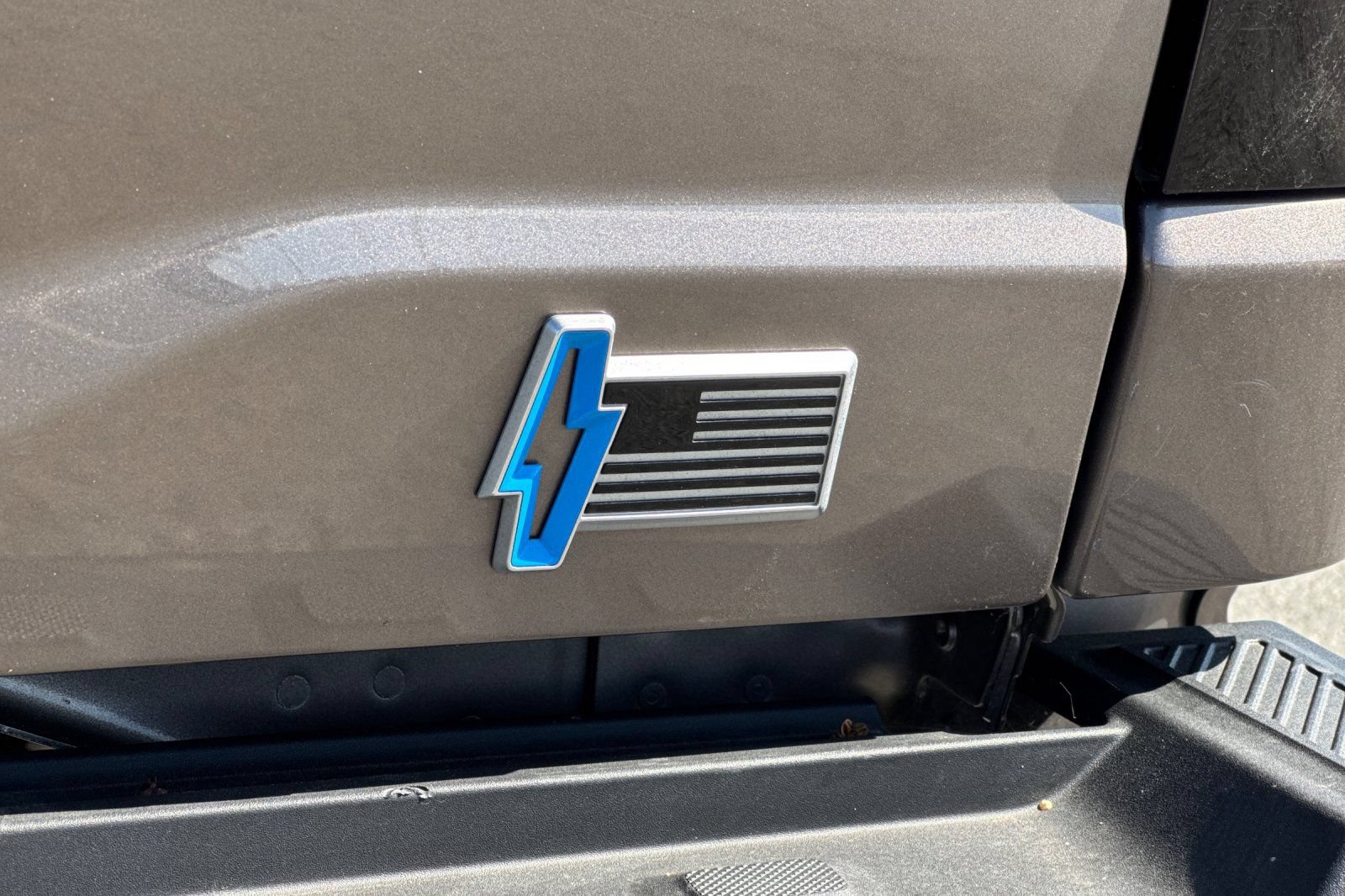 Certified 2023 Ford F150 Lightning XLT AWD/4WD image 25