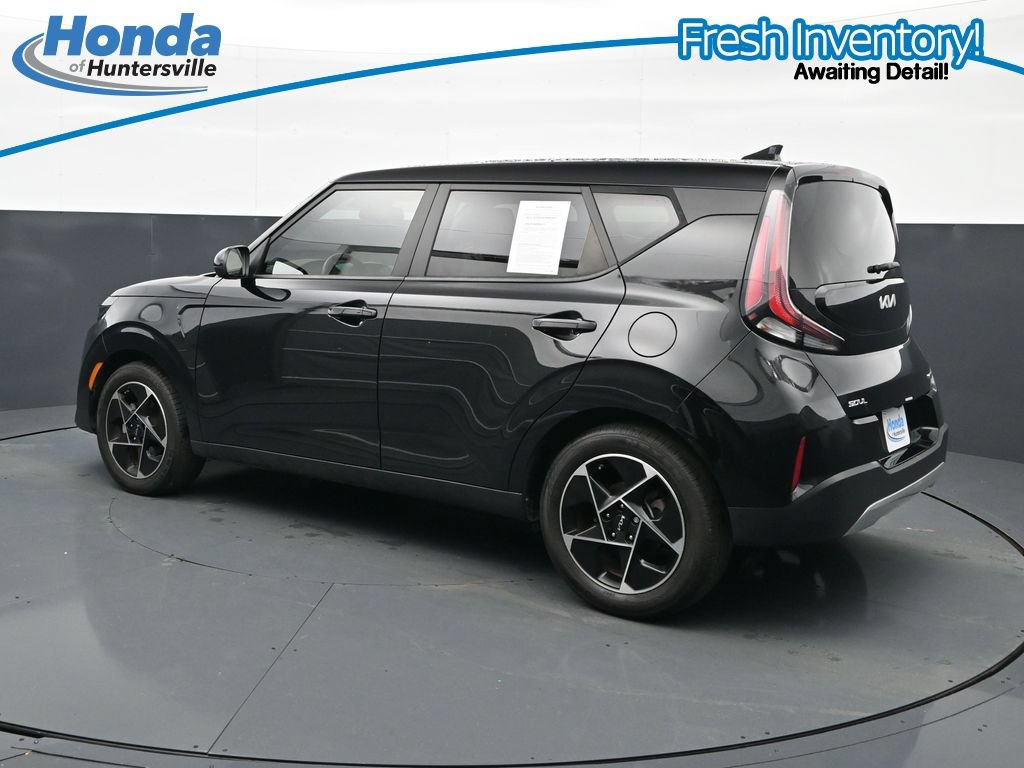 Used 2024 Kia Soul EX FWD image 7