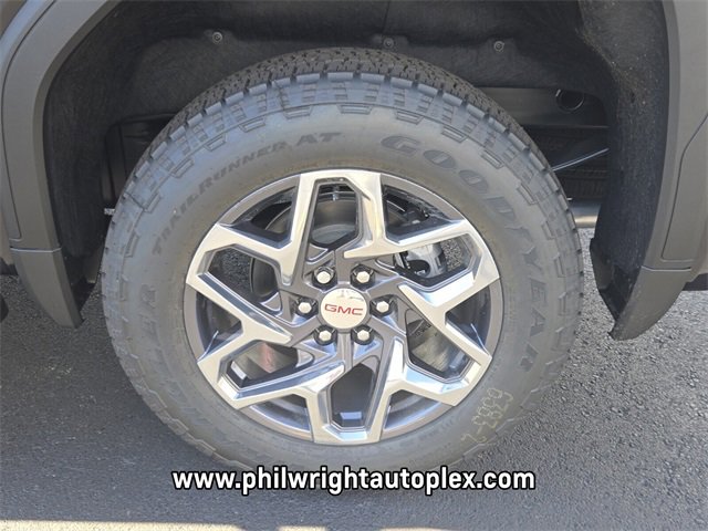 New 2026 GMC Sierra 1500 SLT w/ SLT Premium Plus Package image 14