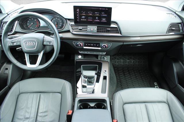 Used 2023 Audi Q5 2.0T Premium w/ Convenience Package AWD/4WD image 19