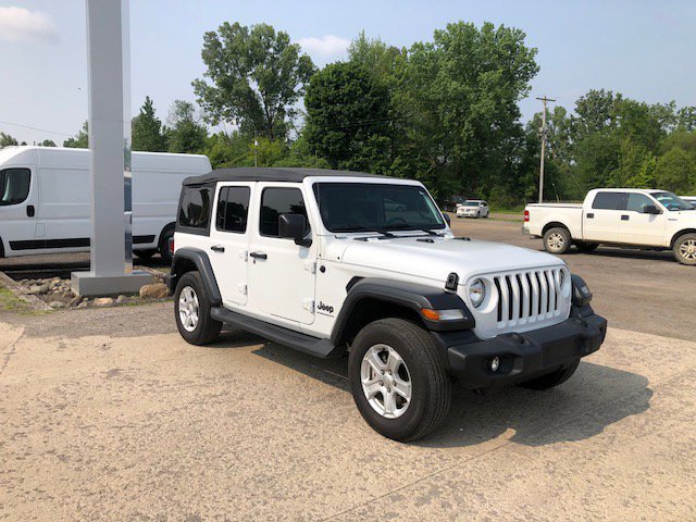 Used 2023 Jeep Wrangler Unlimited Sport AWD/4WD image 3