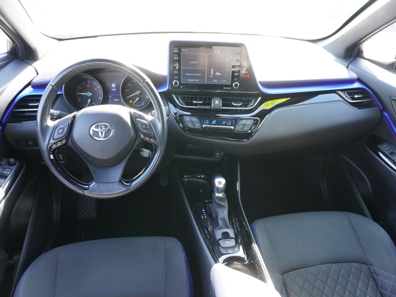 Used 2020 Toyota C-HR XLE FWD image 2