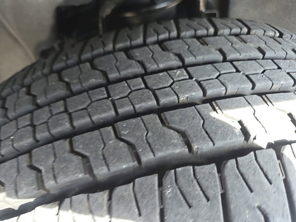 Used 2019 Chevrolet Suburban LT AWD/4WD image 39