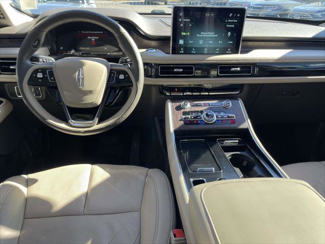Used 2022 Lincoln Aviator Reserve w/ Elements Package Plus image 14