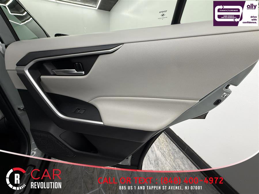 Used 2019 Toyota RAV4 XLE Premium w/ Cold Weather Package image 36