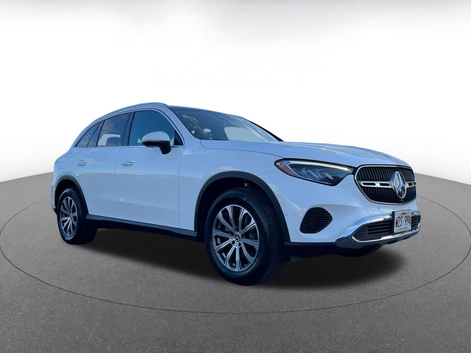 Used 2024 Mercedes-Benz GLC 300 4MATIC image 1