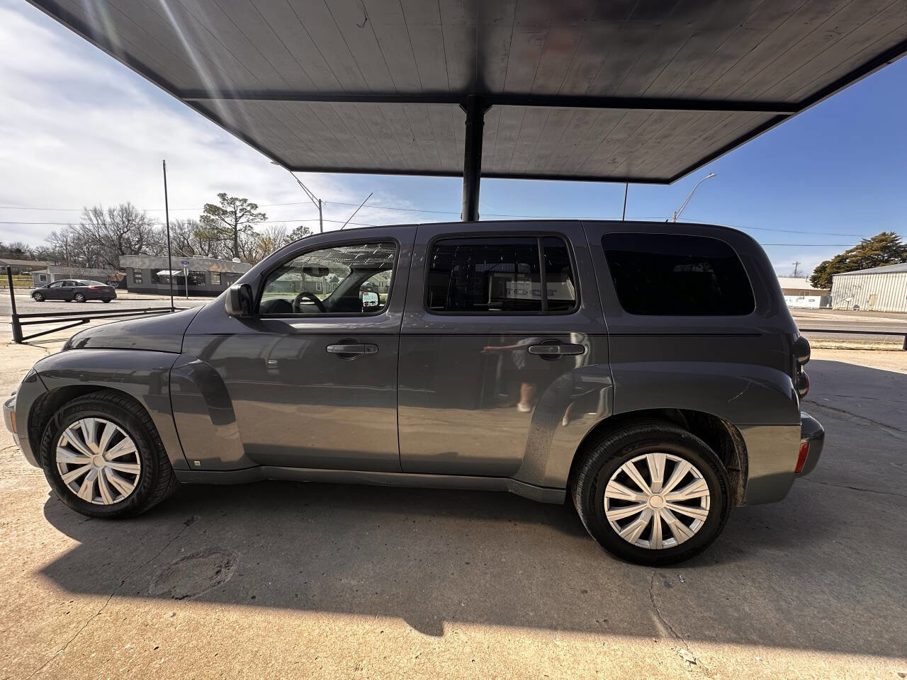 Used 2008 Chevrolet HHR LS FWD image 5