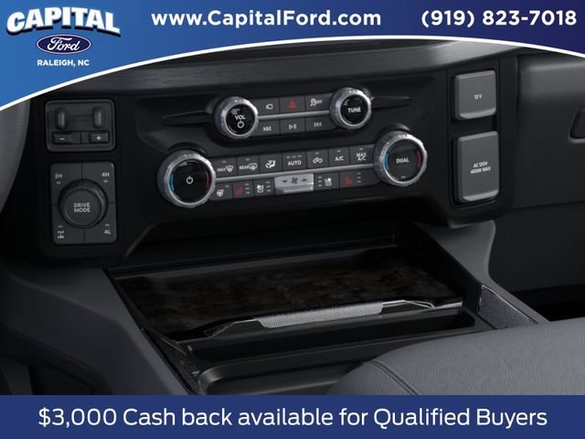 New 2026 Ford F250 Lariat w/ Black Appearance Package AWD/4WD image 16