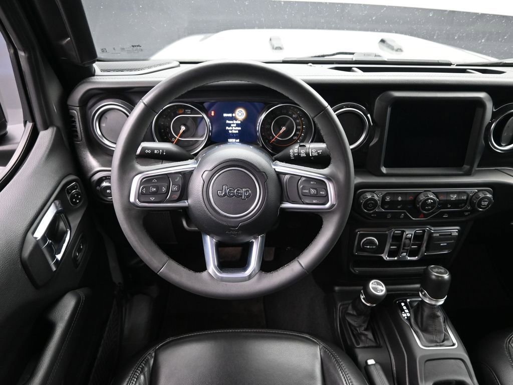 Used 2023 Jeep Wrangler Altitude image 24