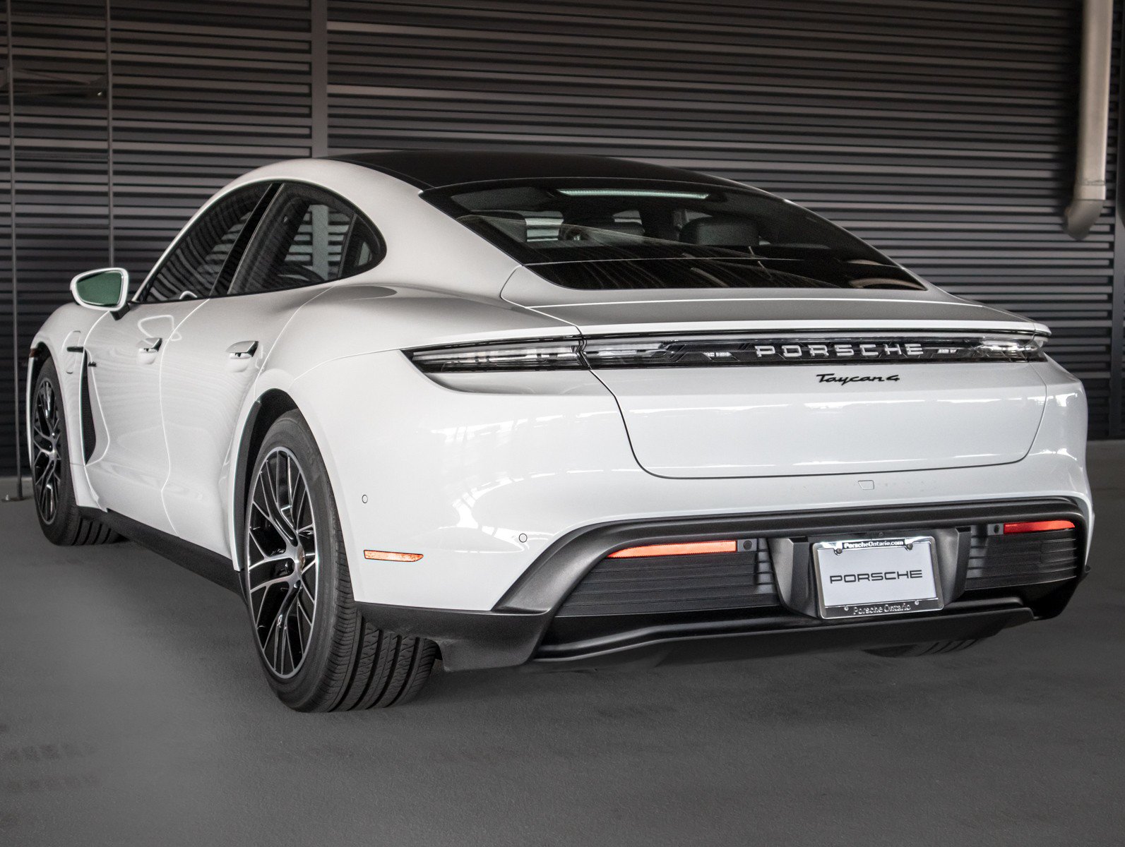 Certified 2026 Porsche Taycan AWD/4WD image 3