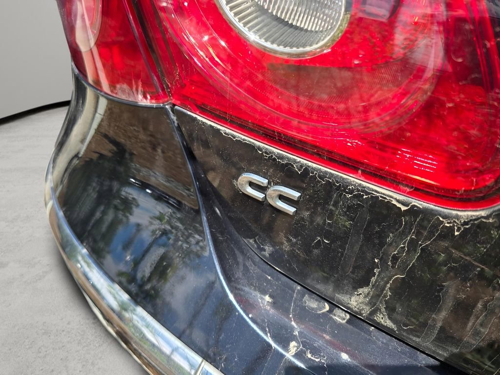 Used 2010 Volkswagen CC Sport FWD image 15