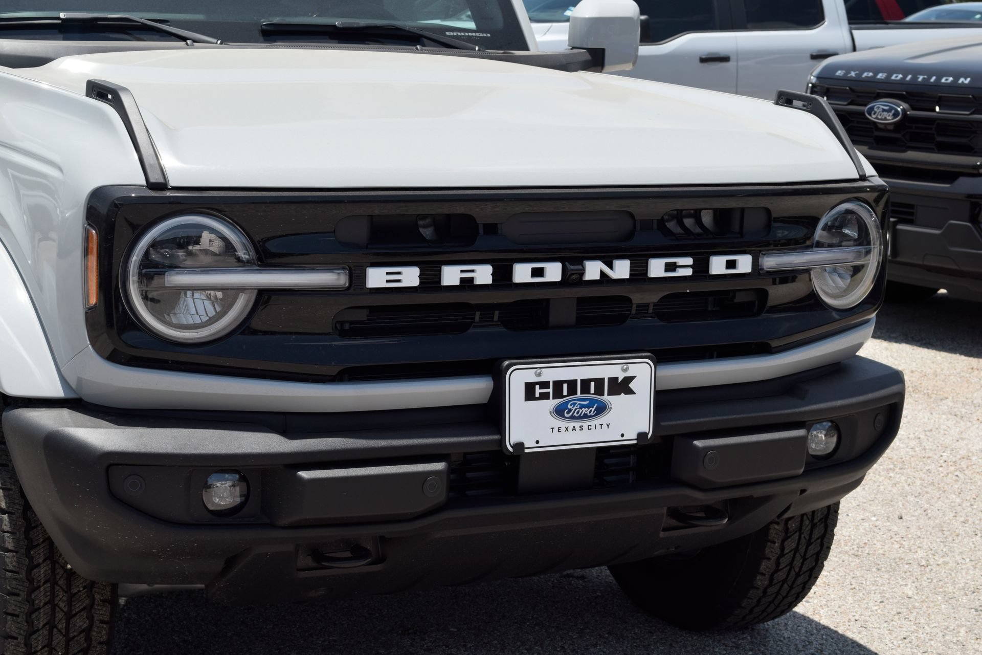 New 2026 Ford Bronco Outer Banks AWD/4WD image 26