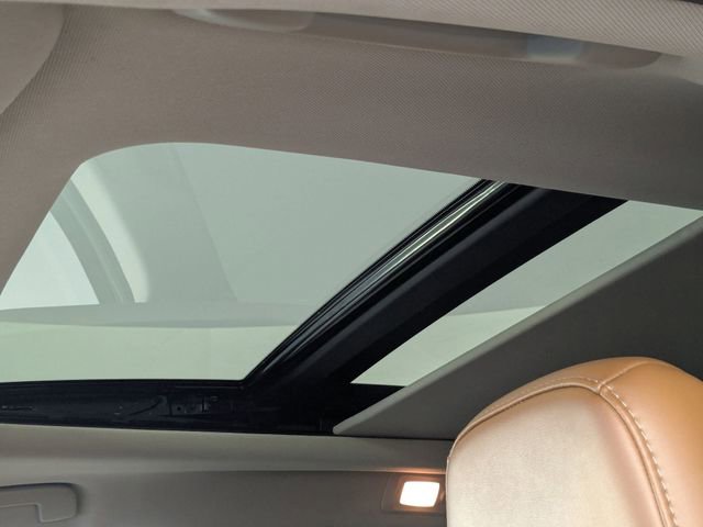 Used 2022 Nissan Pathfinder Platinum w/ Cargo Package image 13