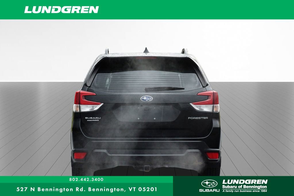 Used 2020 Subaru Forester Premium image 4