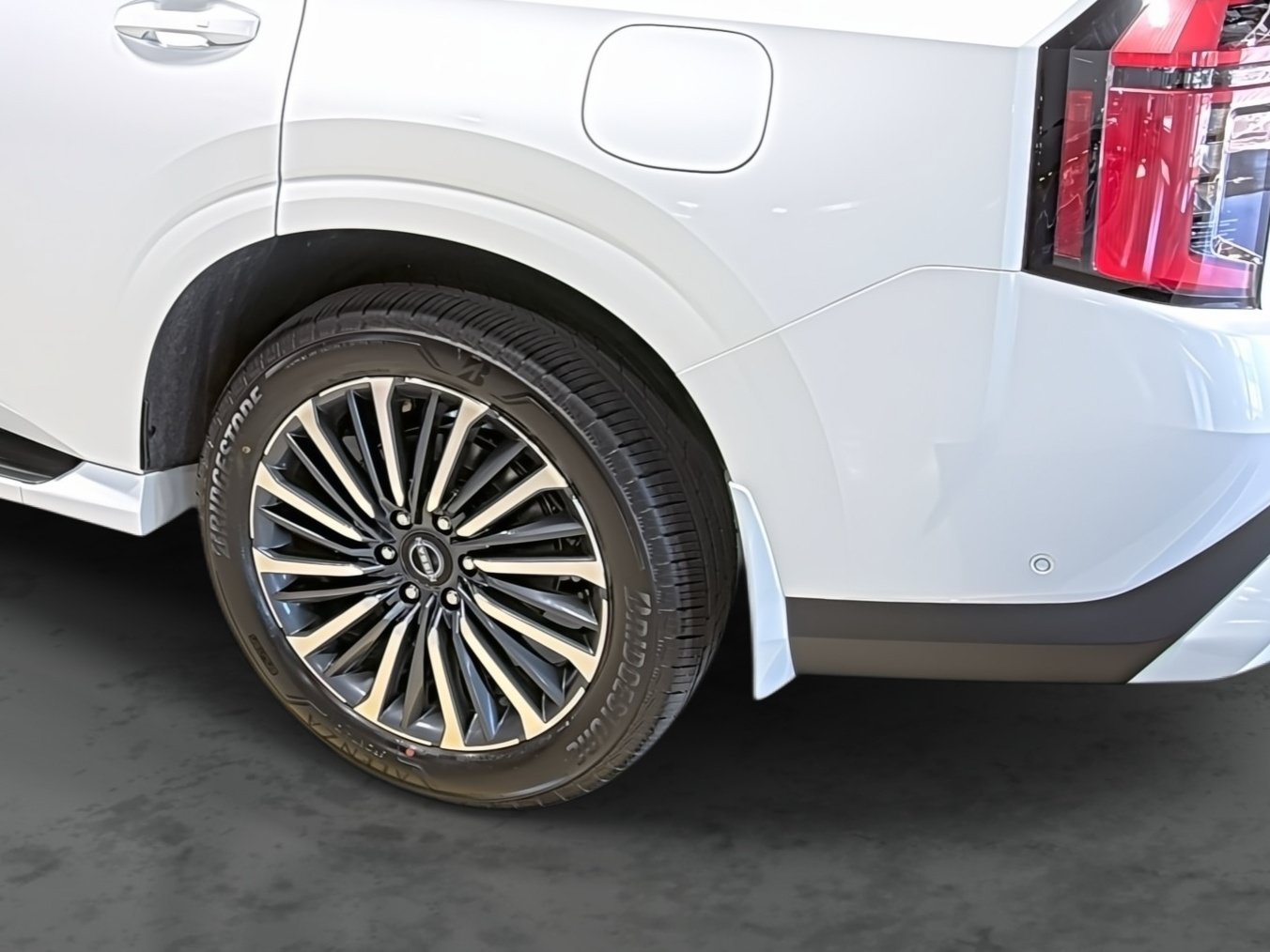 New 2026 Nissan Armada Platinum Reserve AWD/4WD image 11