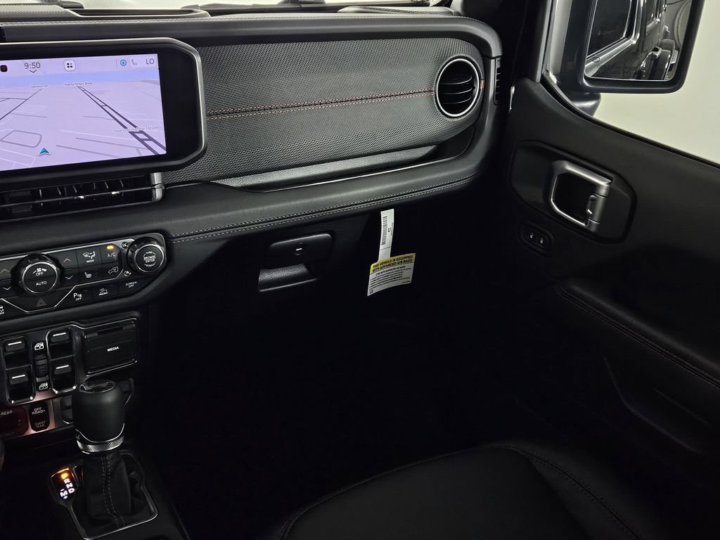 Used 2026 Jeep Wrangler Unlimited Rubicon AWD/4WD image 10