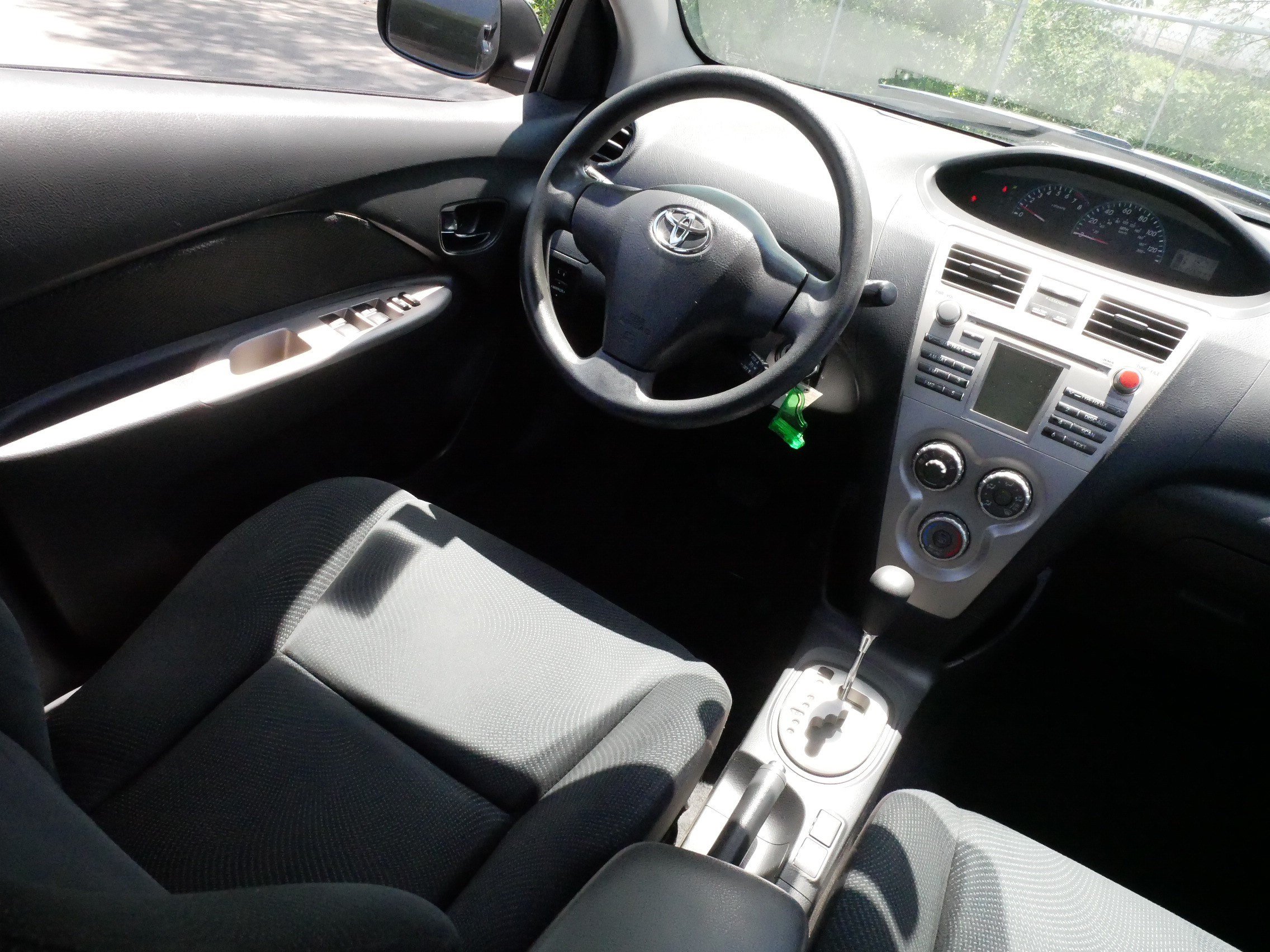 Used 2011 Toyota Yaris Sedan w/ PWR Pkg w/Steel Wheels FWD image 9