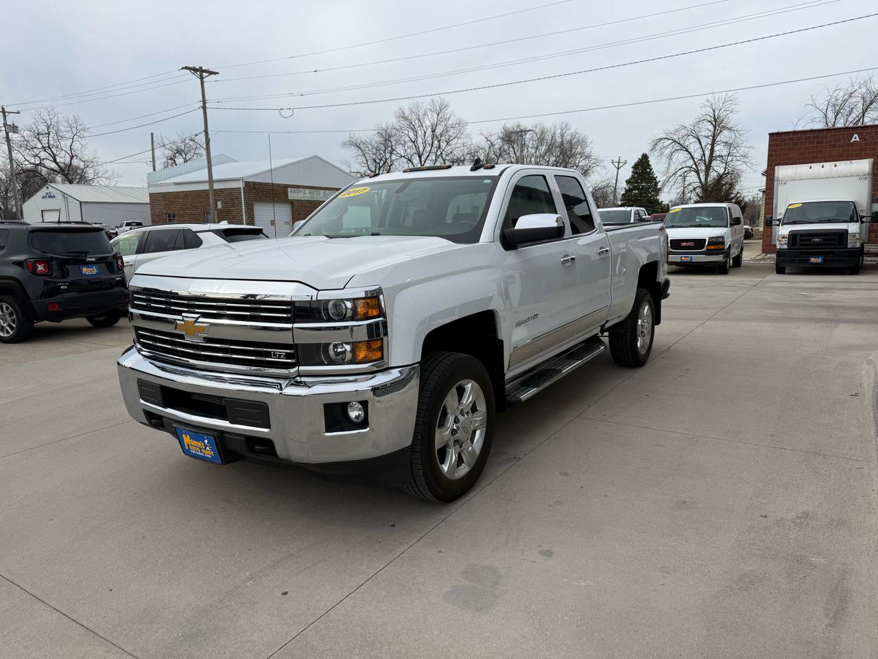 Used 2017 Chevrolet Silverado 2500 LTZ image 3