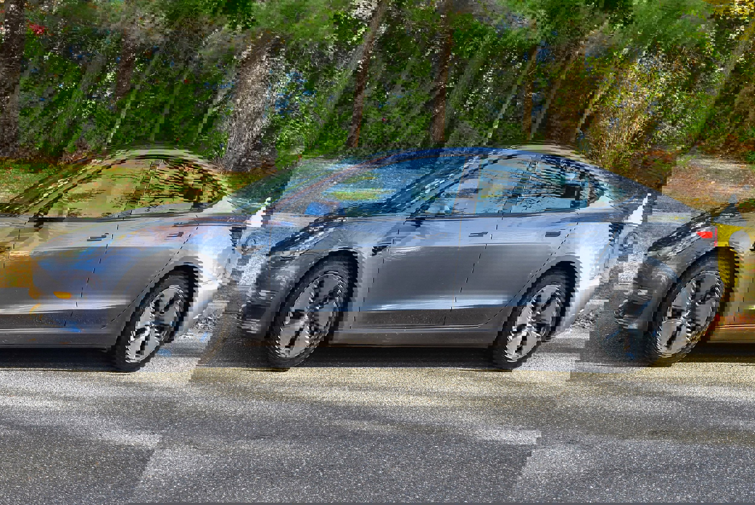 Used 2022 Tesla Model 3 Long Range image 3