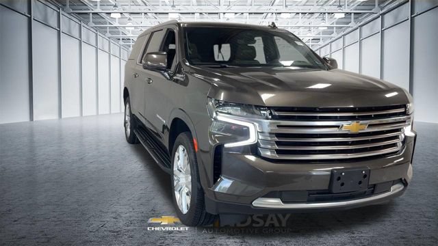 Used 2021 Chevrolet Suburban High Country AWD/4WD image 6