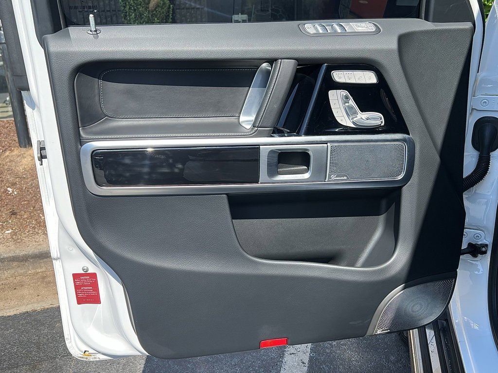 Used 2025 Mercedes-Benz G 550 image 23