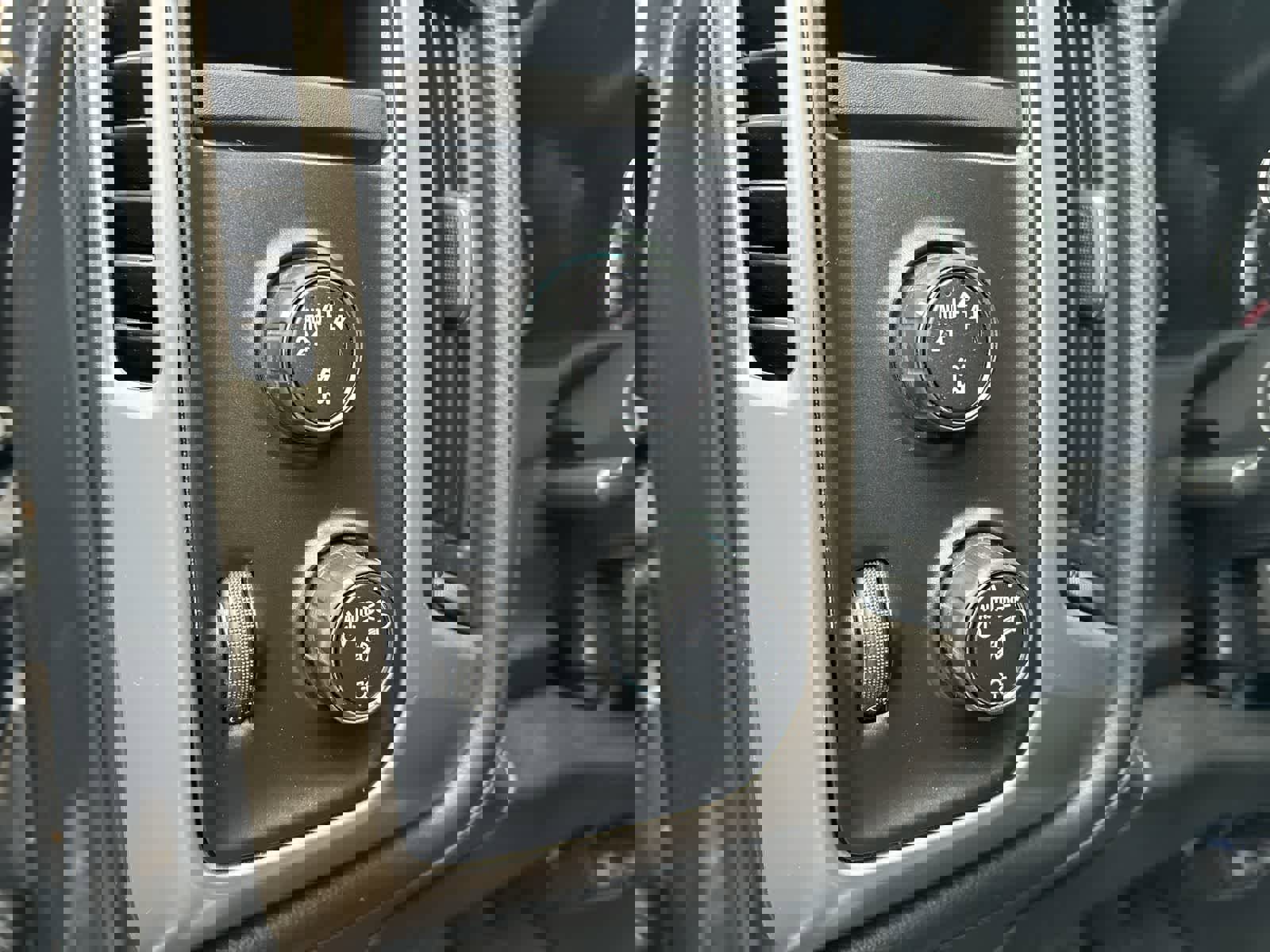 Used 2018 GMC Sierra 1500 Denali image 10