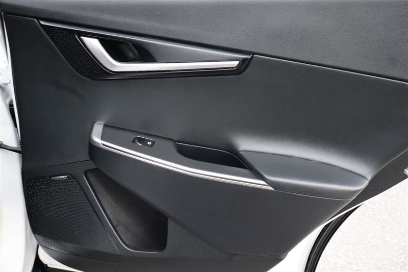 Used 2023 Kia EV6 Wind image 11