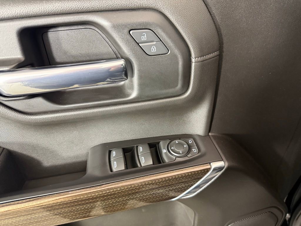 Used 2022 Chevrolet Silverado 1500 LT Trail Boss w/ Bed Protection Package image 18