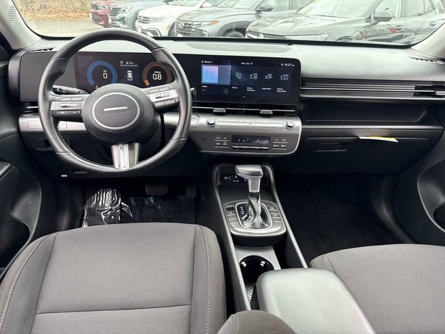 Used 2025 Hyundai Kona SEL AWD/4WD image 16
