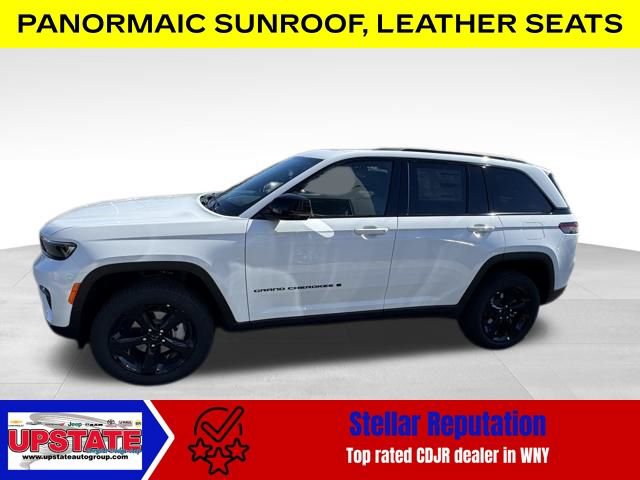 New 2025 Jeep Grand Cherokee Limited w/ Black Appearance Package image 4