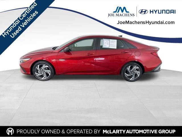 Used 2025 Hyundai Elantra SEL FWD image 7