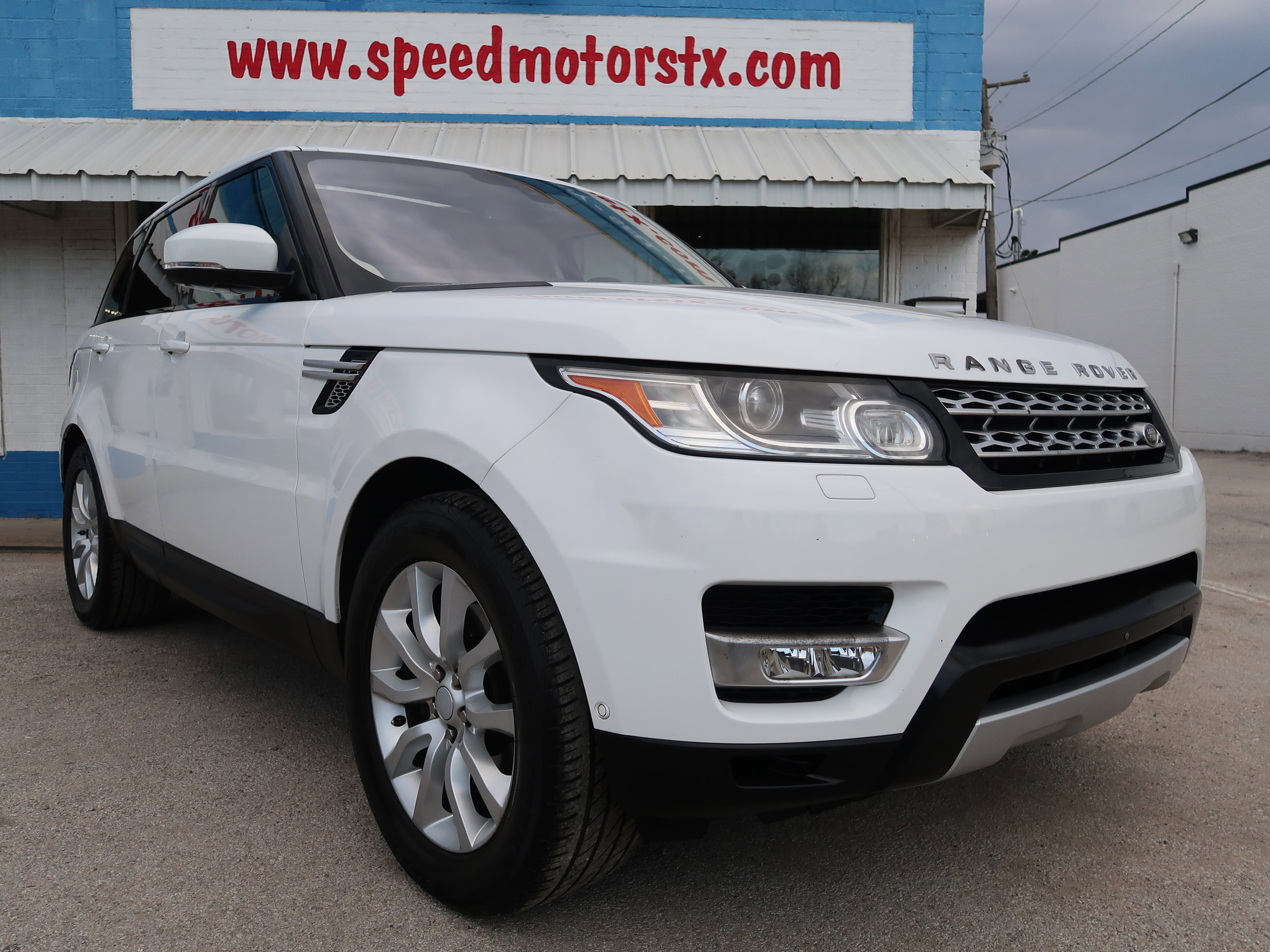 Used 2016 Land Rover Range Rover Sport HSE AWD/4WD image 6