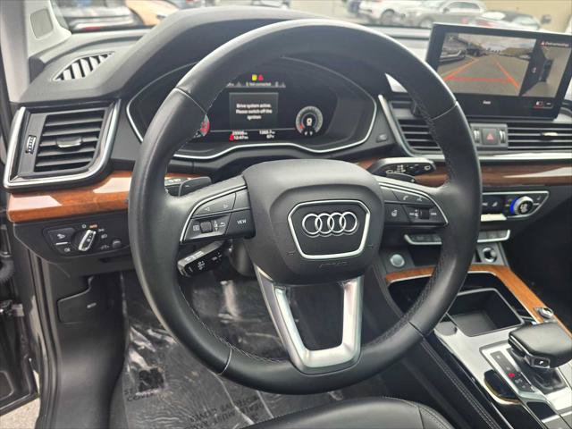 Used 2023 Audi Q5 2.0T Premium Plus w/ Premium Plus Package AWD/4WD image 25