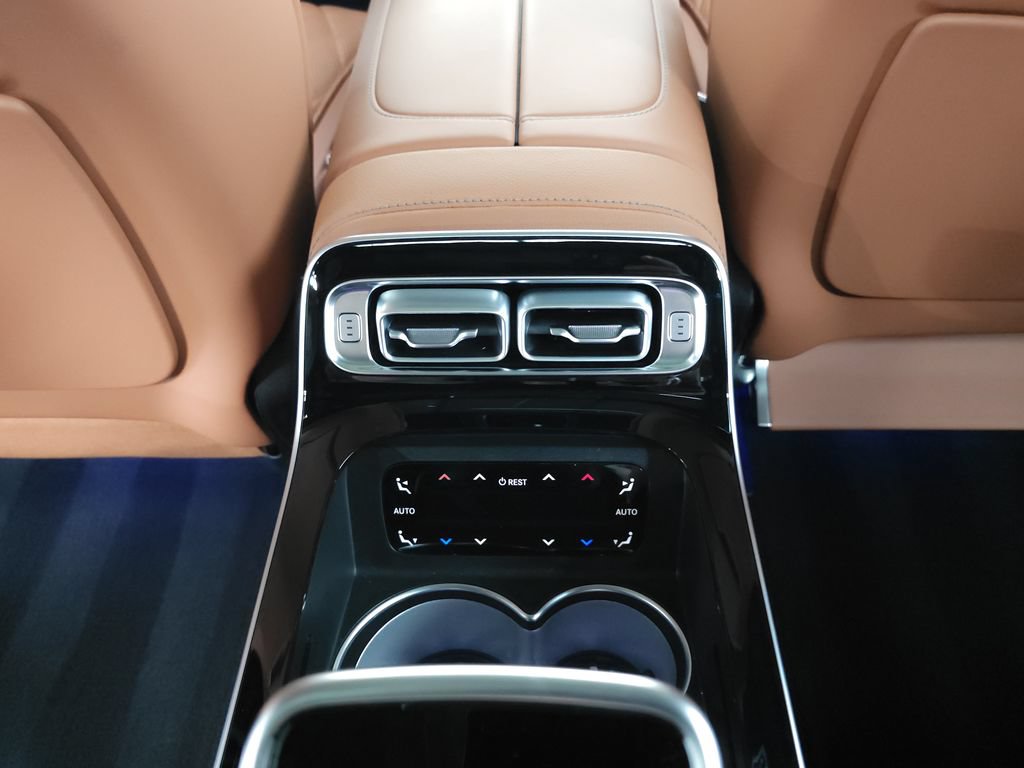 Certified 2025 Mercedes-Benz S 580e 4MATIC Sedan image 30
