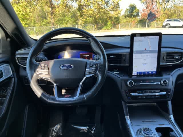 Used 2020 Ford Explorer ST w/ Premium Technology Package AWD/4WD image 13
