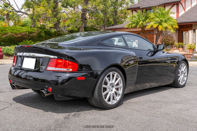 Used 2005 Aston Martin Vanquish S RWD image 8