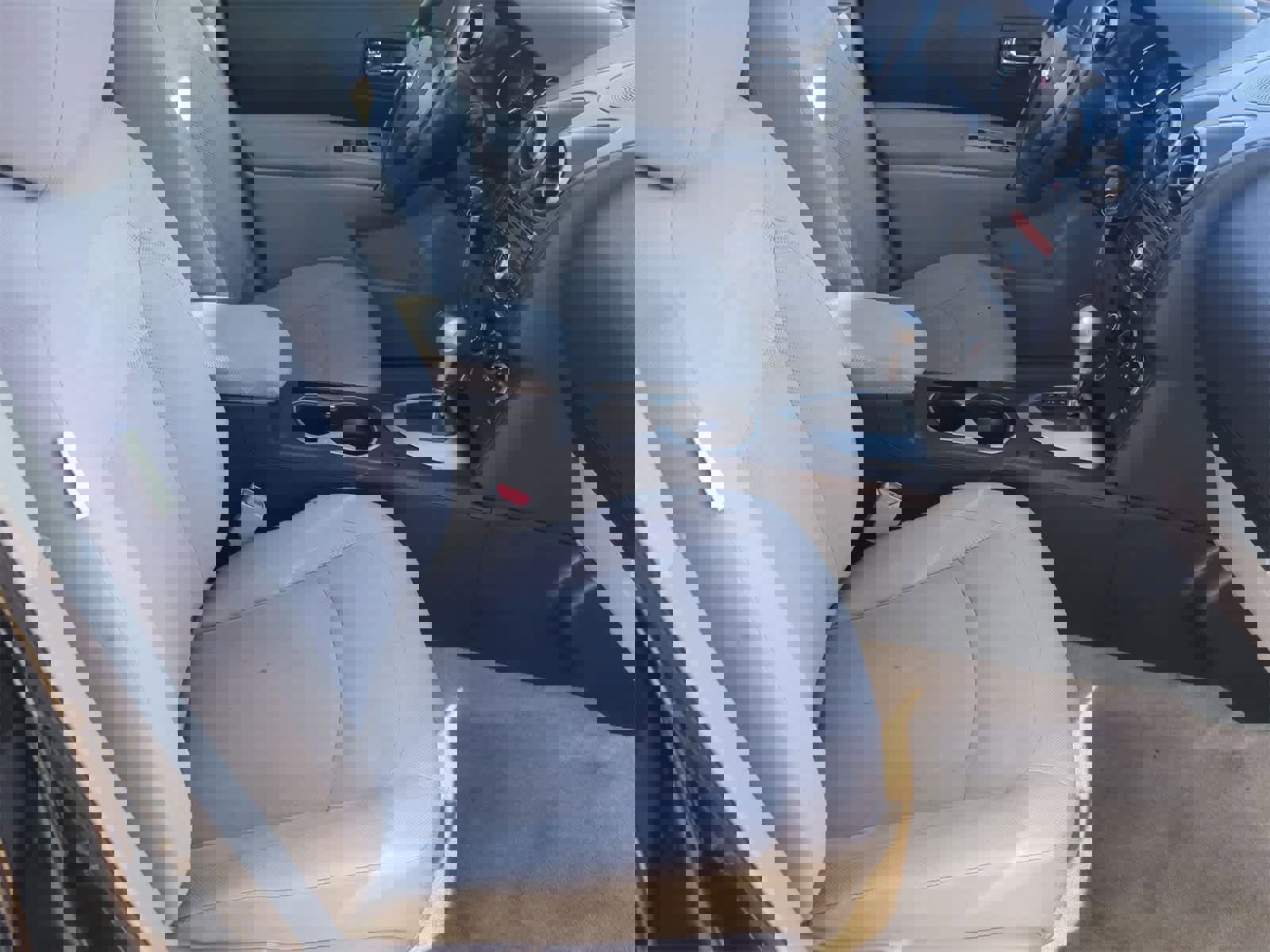 Used 2014 Nissan Rogue S image 21