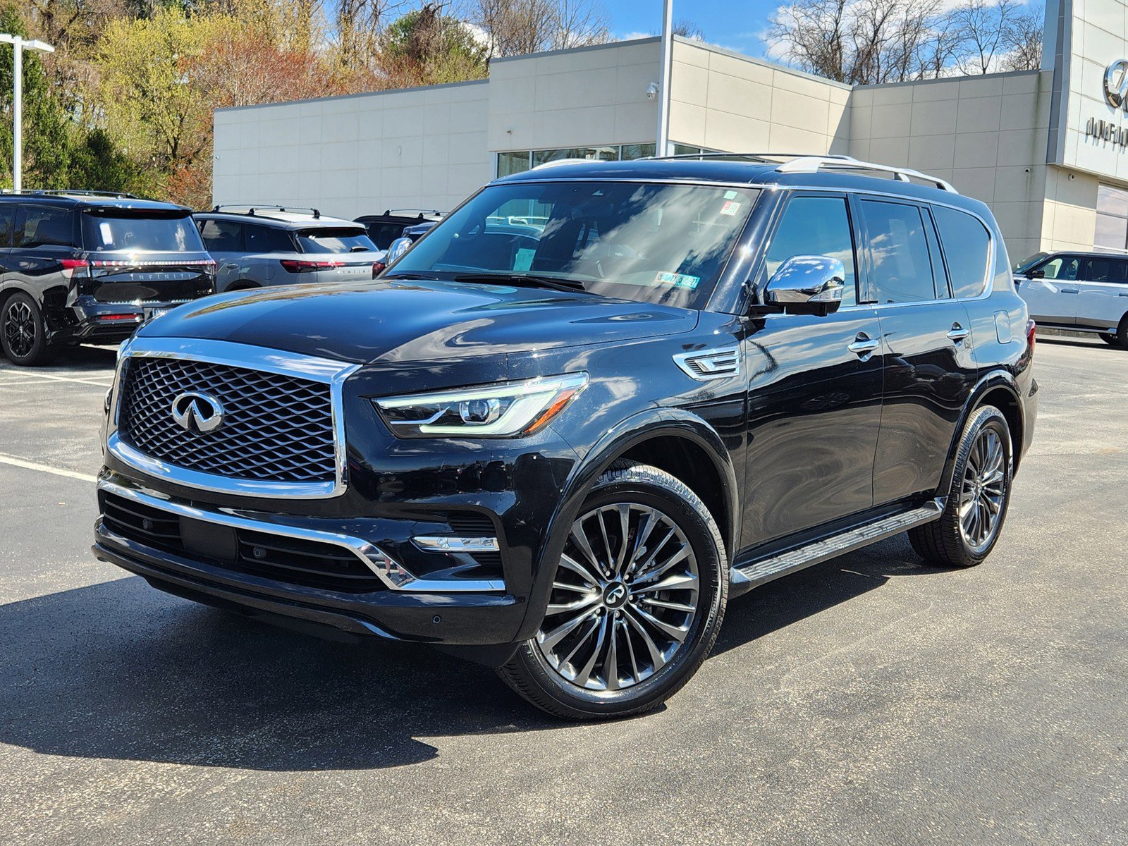 Certified 2024 INFINITI QX80 Sensory w/ Cargo Package image 1