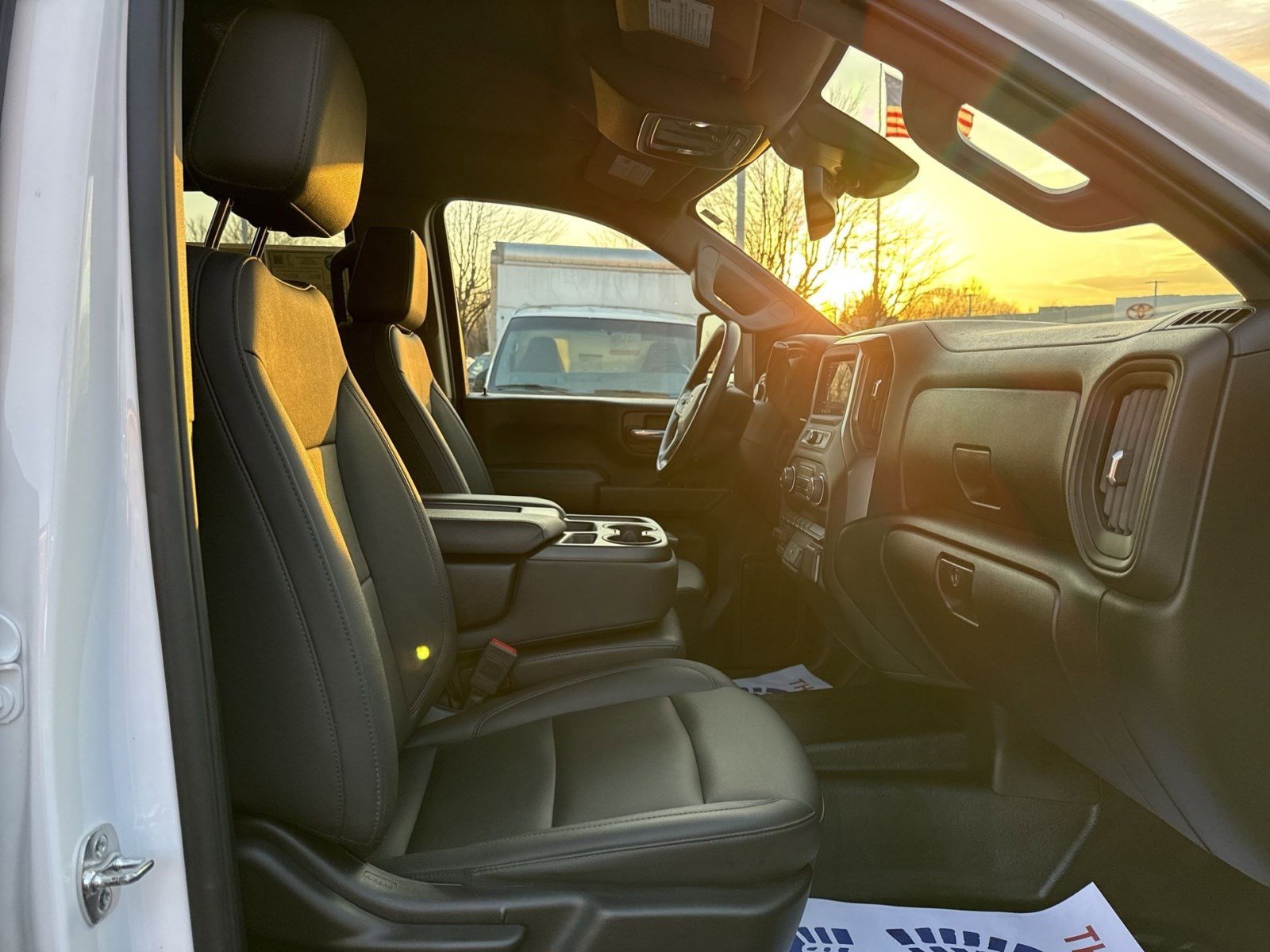 Used 2025 Chevrolet Silverado 2500 W/T image 23