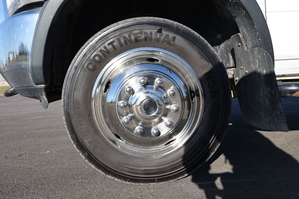 Used 2012 RAM 5500 2WD Regular Cab w/ PWR Accessory Group image 9