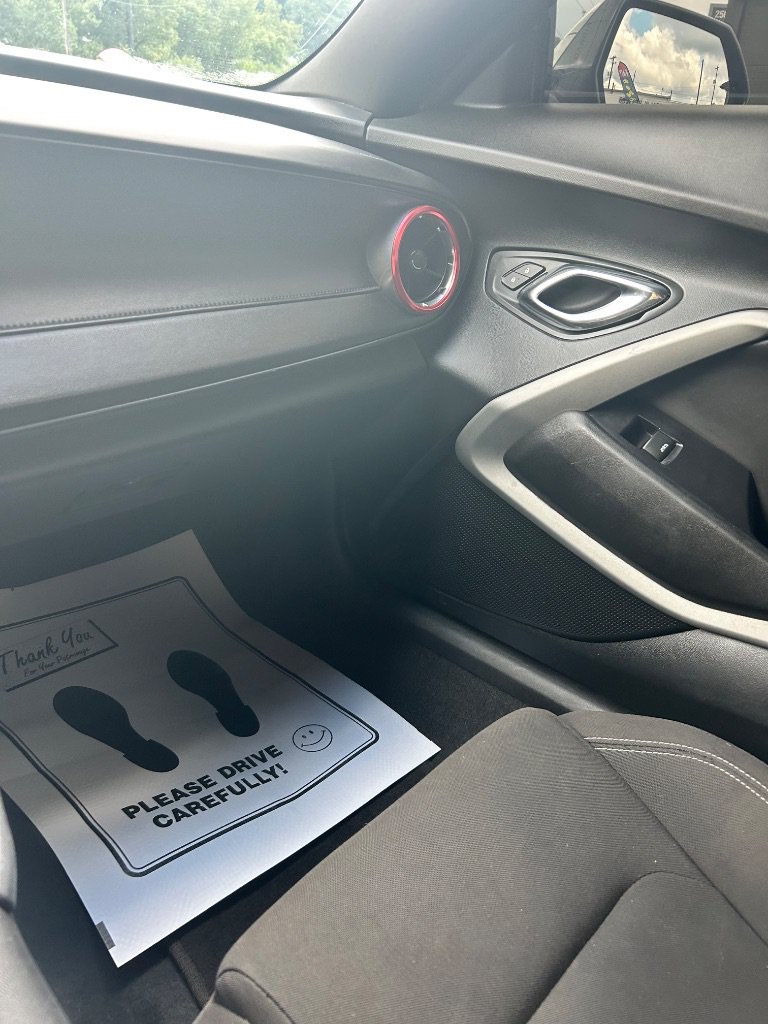 Used 2017 Chevrolet Camaro SS RWD image 9