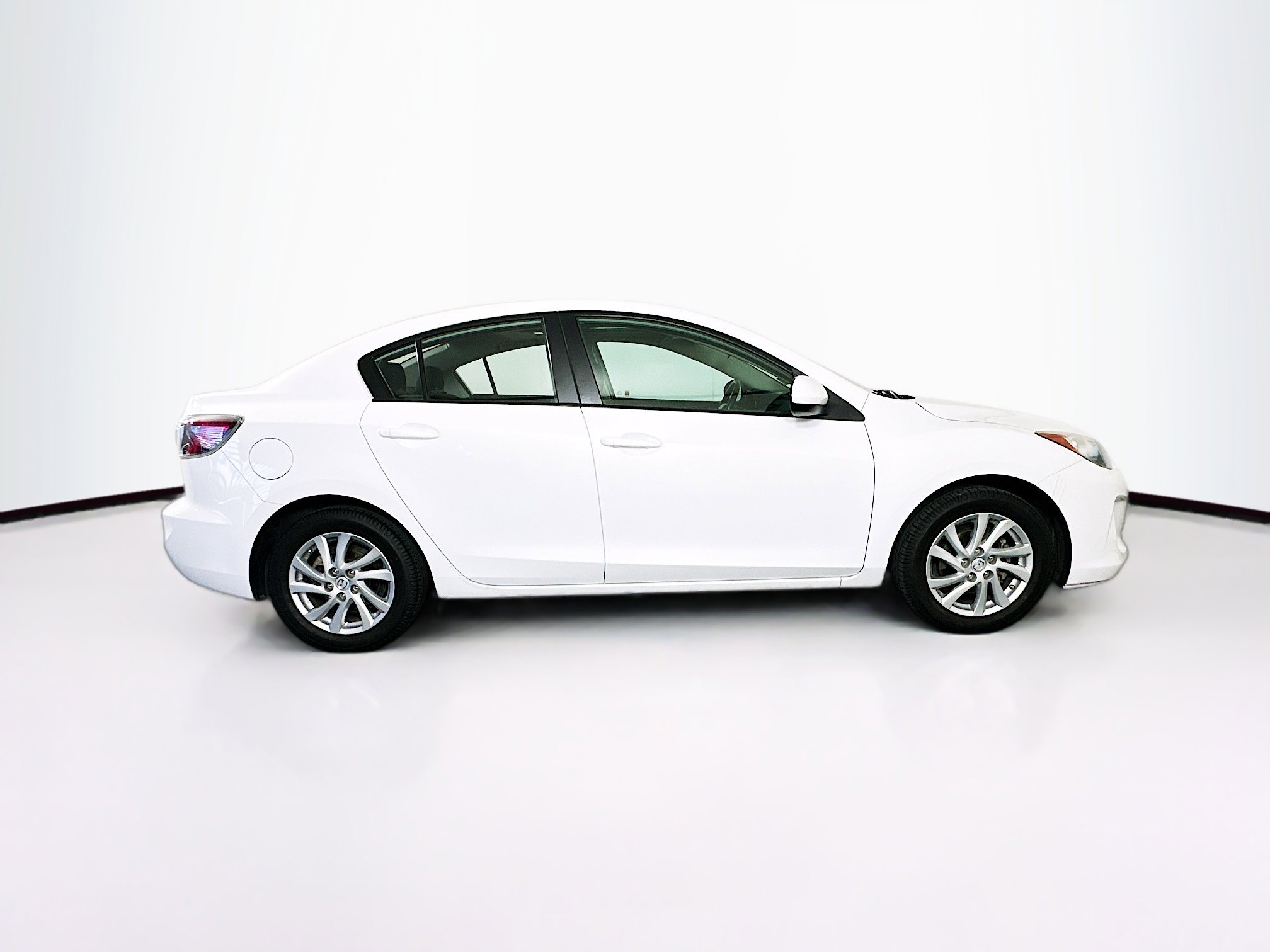 Used 2012 MAZDA MAZDA3 i Touring FWD image 10