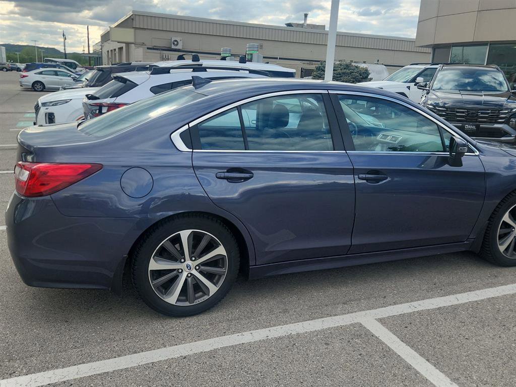 Used 2016 Subaru Legacy 2.5i Limited AWD/4WD image 4