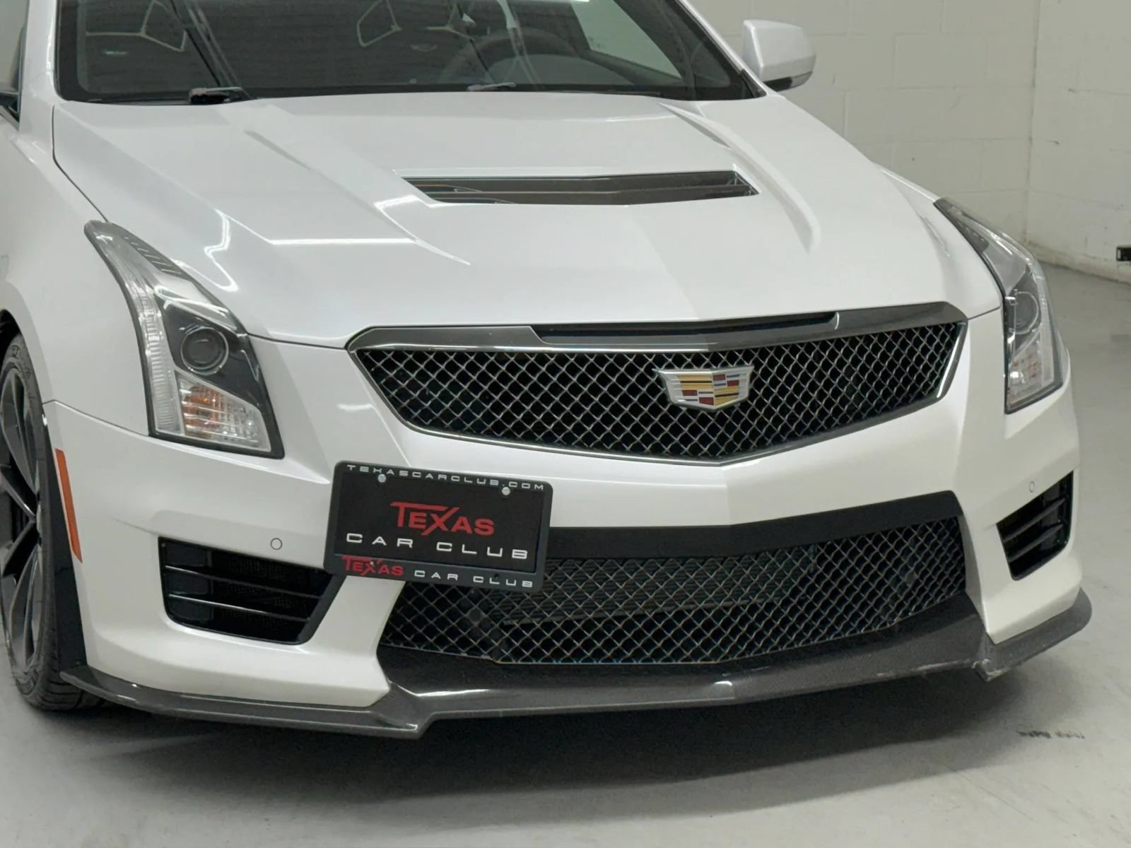 Used 2017 Cadillac ATS V w/ Carbon Black Package RWD image 36