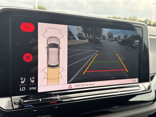 New 2026 Volkswagen Atlas Cross Sport SEL R-Line image 15